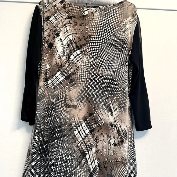 Abstract stretch tunic top - Picture 2 of 2